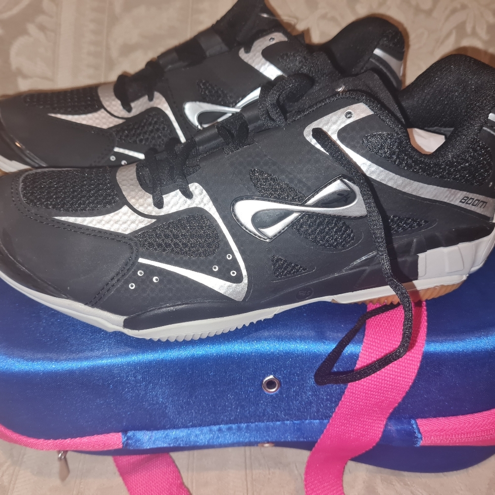 BRAND NEW Nfinity Boom Shoes W/ Carrying Case Black Col Sizes 10.5 - 13
